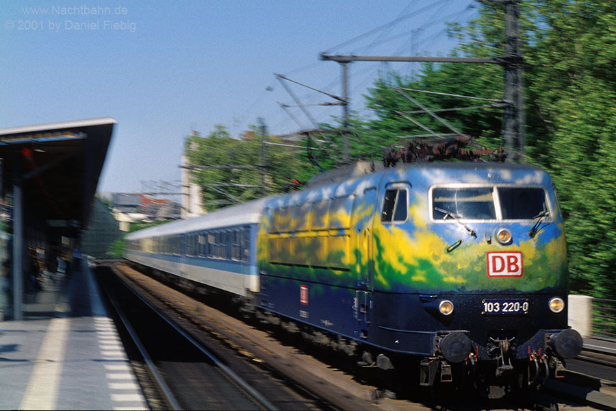 103 220 in Berlin - Tiergarten
