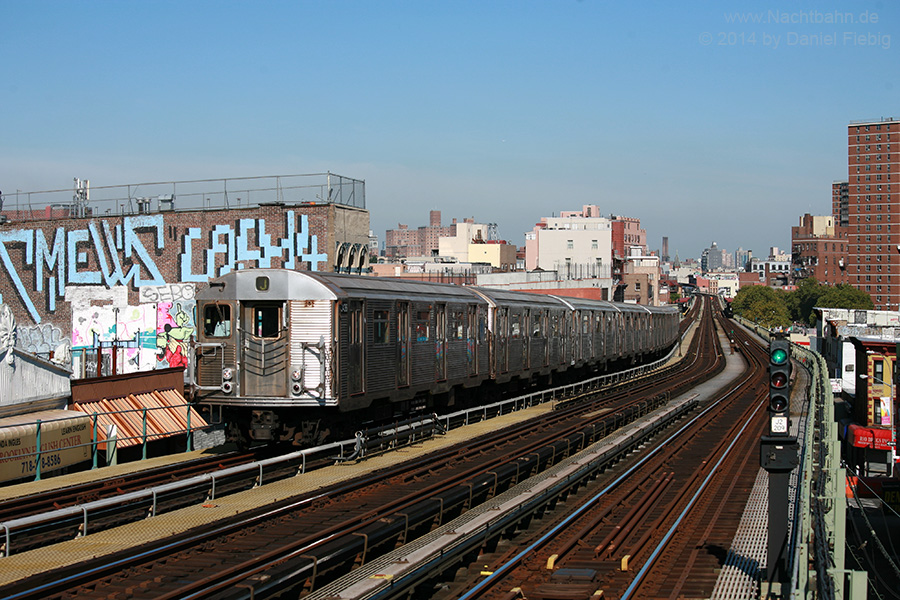 R32 3436 vor Flushing Avenue